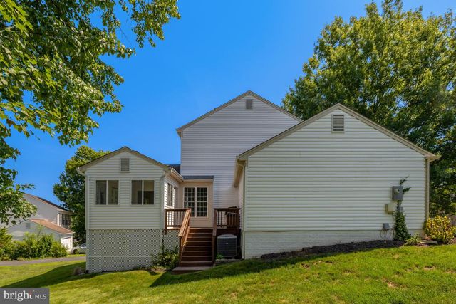 1340 CASSIA ST, Herndon, VA 20170