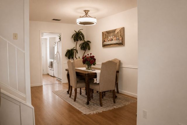 51 W Townhouse Lane 18, Grand Prairie, TX 75052