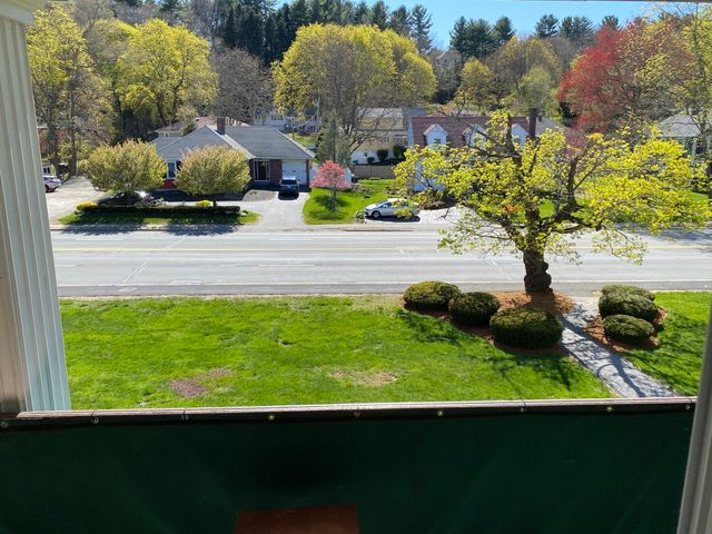 237 North Main Street 10, Andover, MA 01810