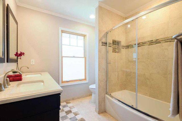 4250 Troy Pike, Versailles, KY 40383