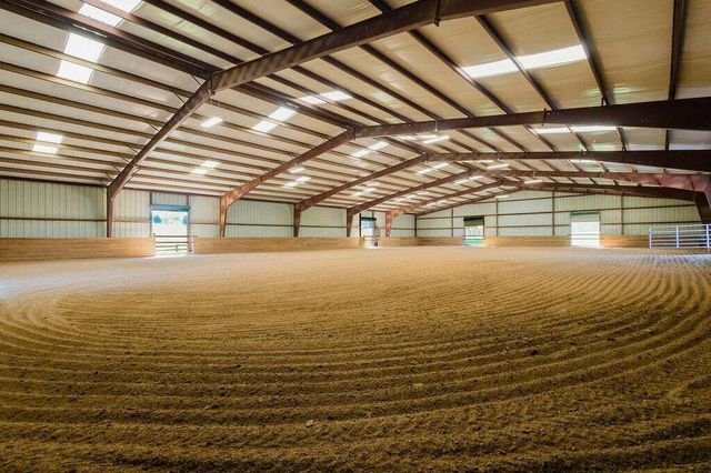 4250 Troy Pike, Versailles, KY 40383