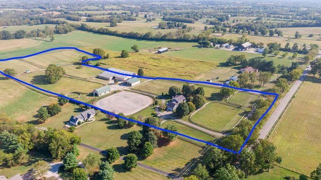 4250 Troy Pike, Versailles, KY 40383
