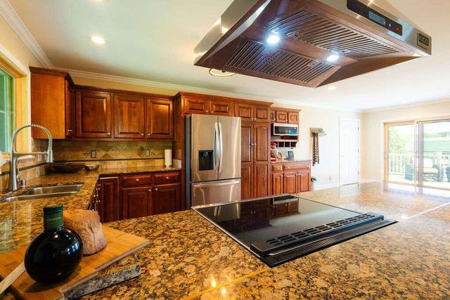 4250 Troy Pike, Versailles, KY 40383