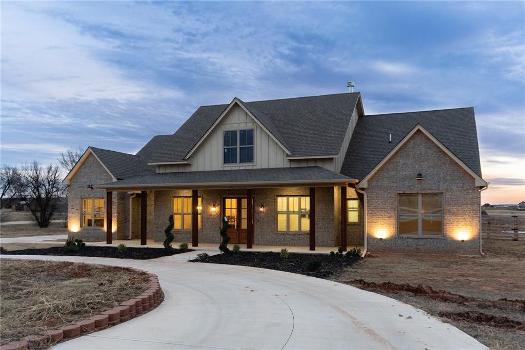 9451 W Charter Oak Road, Edmond, OK 73025