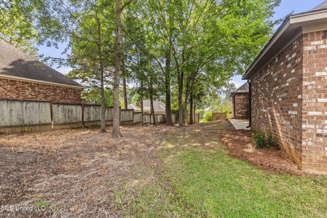 157 Cotton Wood Drive, Madison, MS 39110