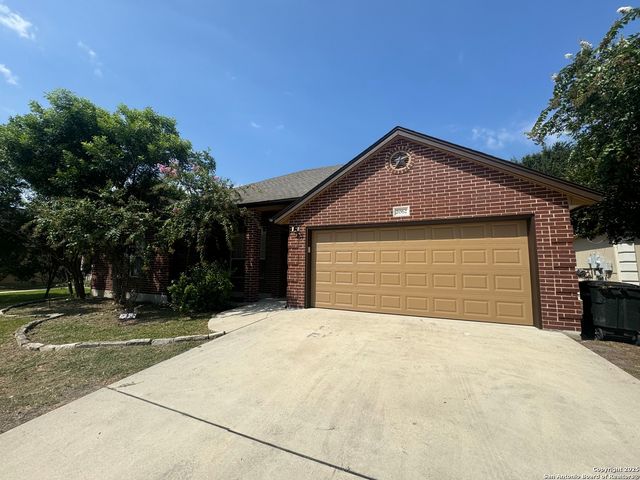 2062 N Ranch Estates, New Braunfels, TX 78130