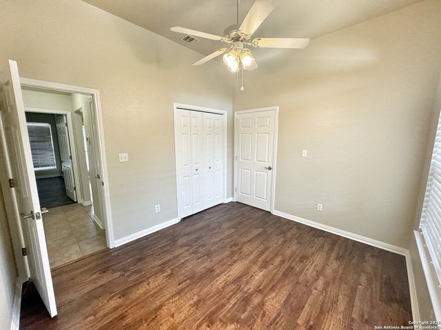 2062 N Ranch Estates, New Braunfels, TX 78130