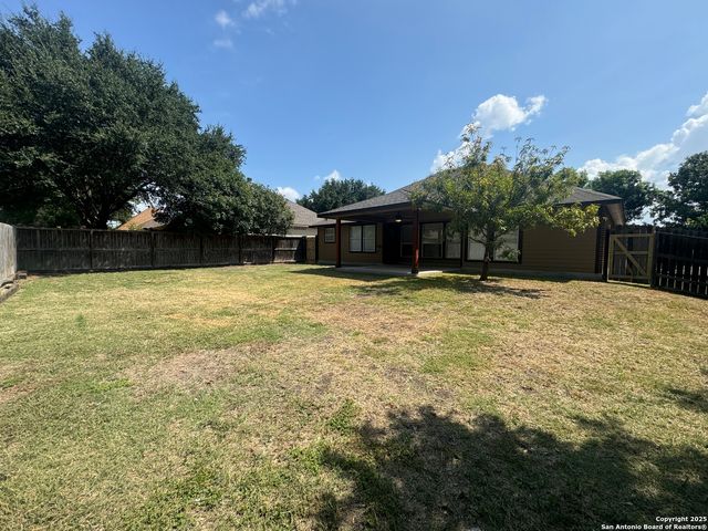 2062 N Ranch Estates, New Braunfels, TX 78130
