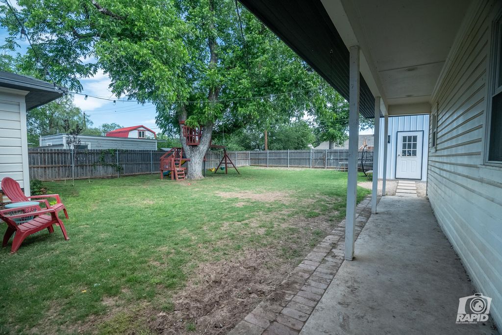Image 29 of property listing at 2209 Live Oak Street, San Angelo, TX 76901