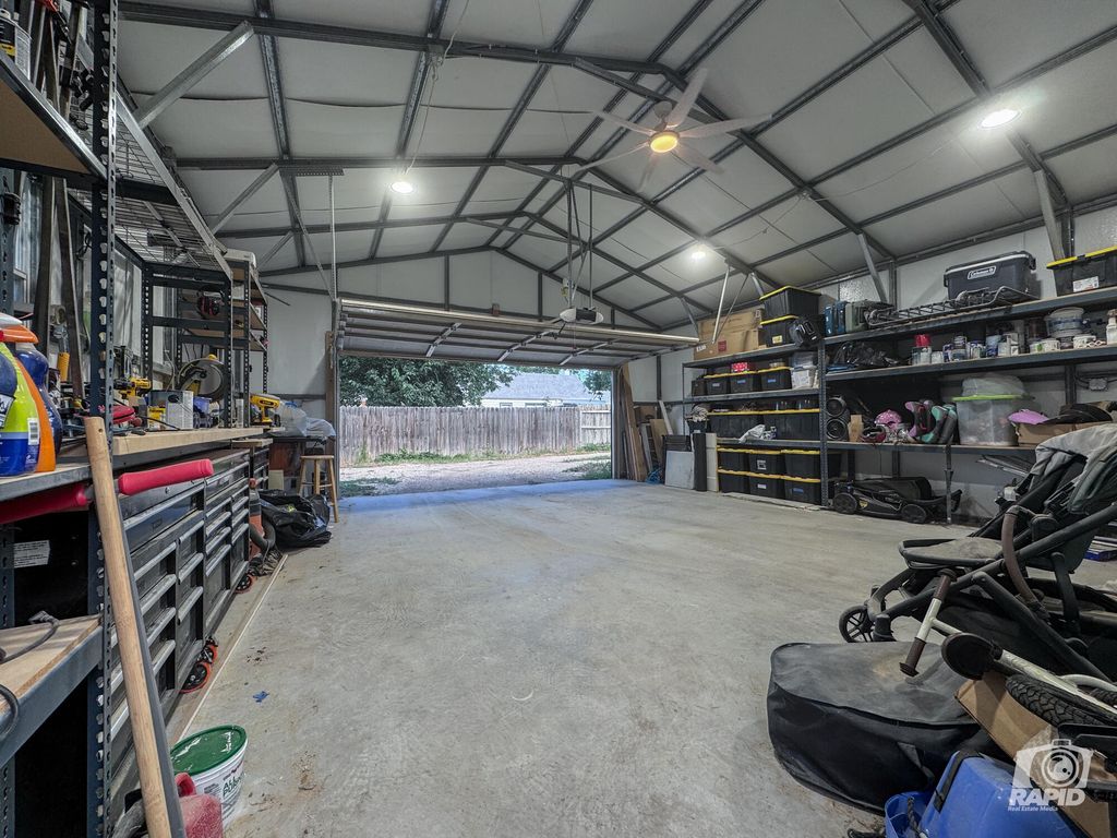 Image 33 of property listing at 2209 Live Oak Street, San Angelo, TX 76901