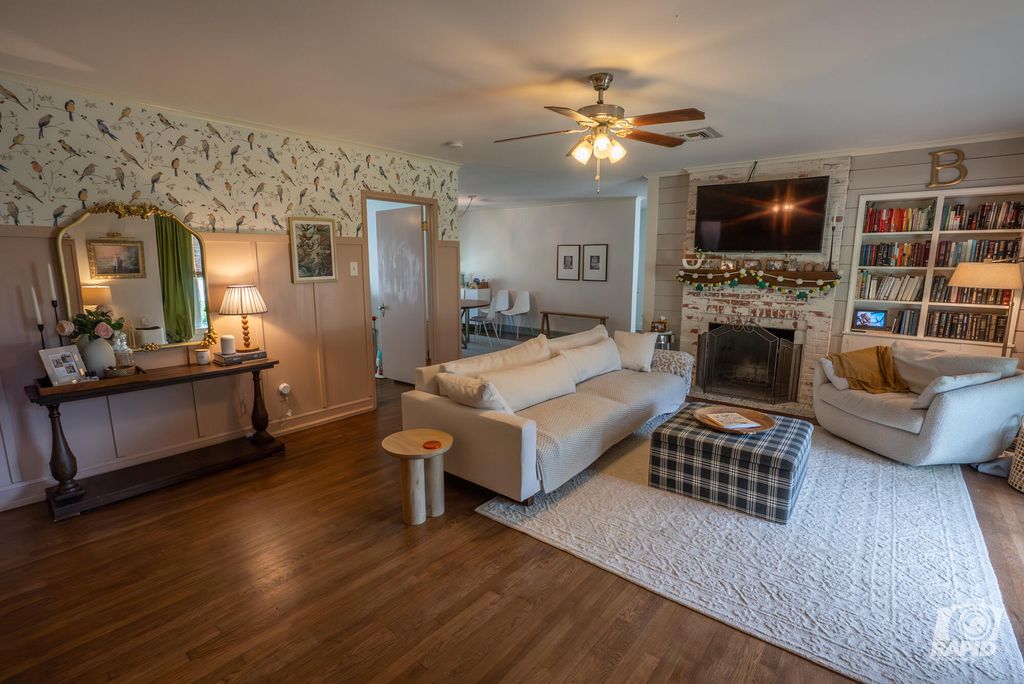 Image 6 of property listing at 2209 Live Oak Street, San Angelo, TX 76901