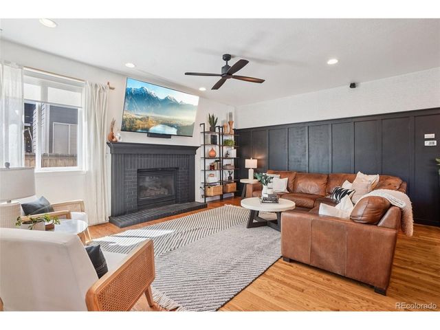 1370 Foxtail Dr, Broomfield, CO 80020