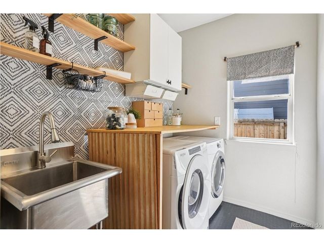1370 Foxtail Dr, Broomfield, CO 80020