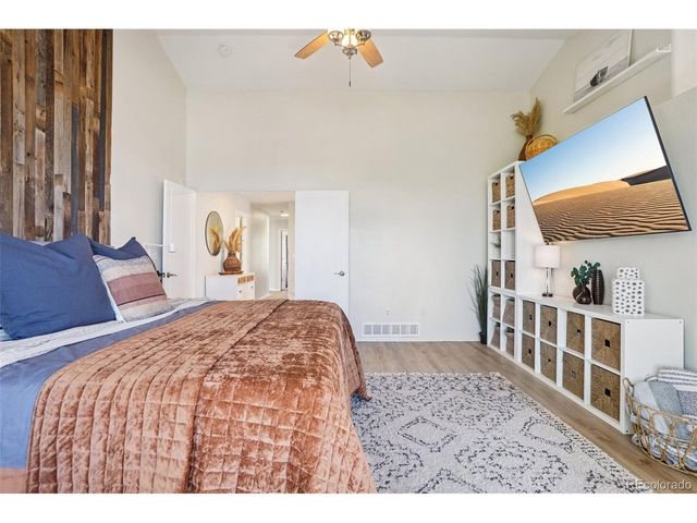 1370 Foxtail Dr, Broomfield, CO 80020