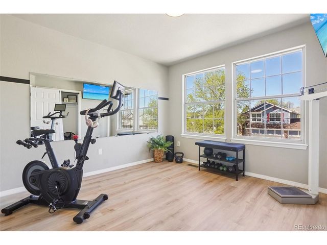 1370 Foxtail Dr, Broomfield, CO 80020