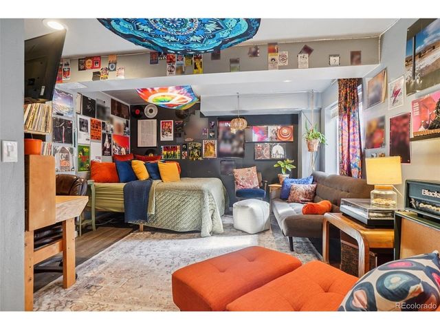 1370 Foxtail Dr, Broomfield, CO 80020