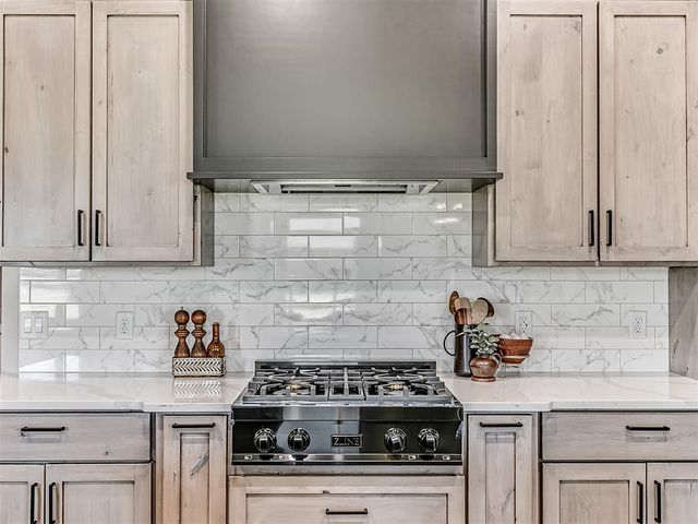 29771 Jade Street, Cashion, OK 73016