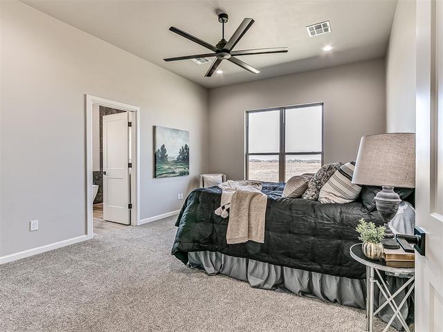 29771 Jade Street, Cashion, OK 73016