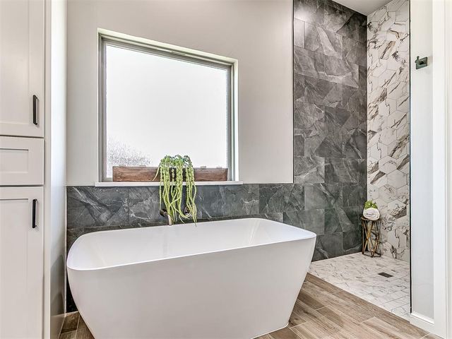 29771 Jade Street, Cashion, OK 73016
