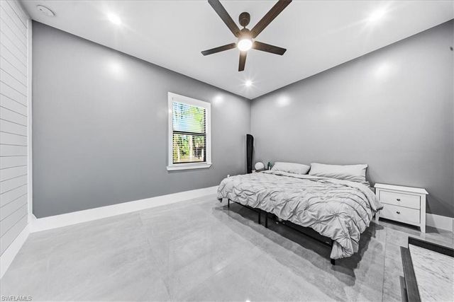 3261 15th AVE SW, Naples, FL 34117