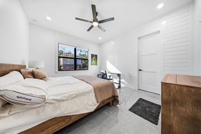 3261 15th AVE SW, Naples, FL 34117