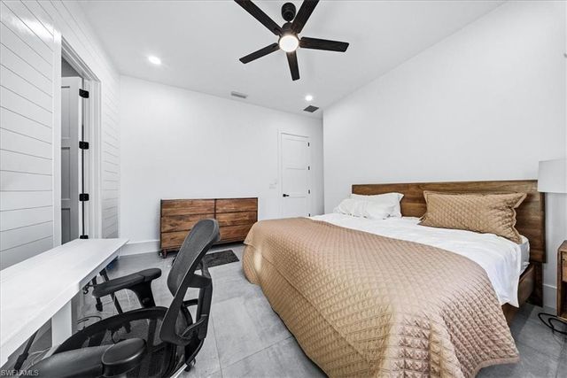 3261 15th AVE SW, Naples, FL 34117