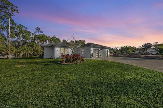 3261 15th AVE SW, Naples, FL 34117