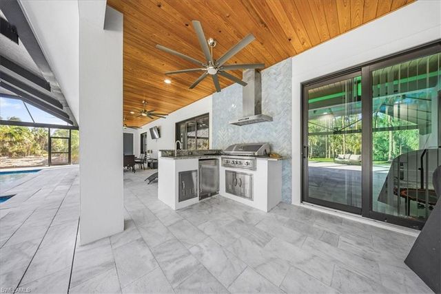 3261 15th AVE SW, Naples, FL 34117