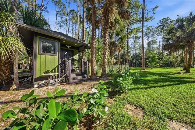 3261 15th AVE SW, Naples, FL 34117