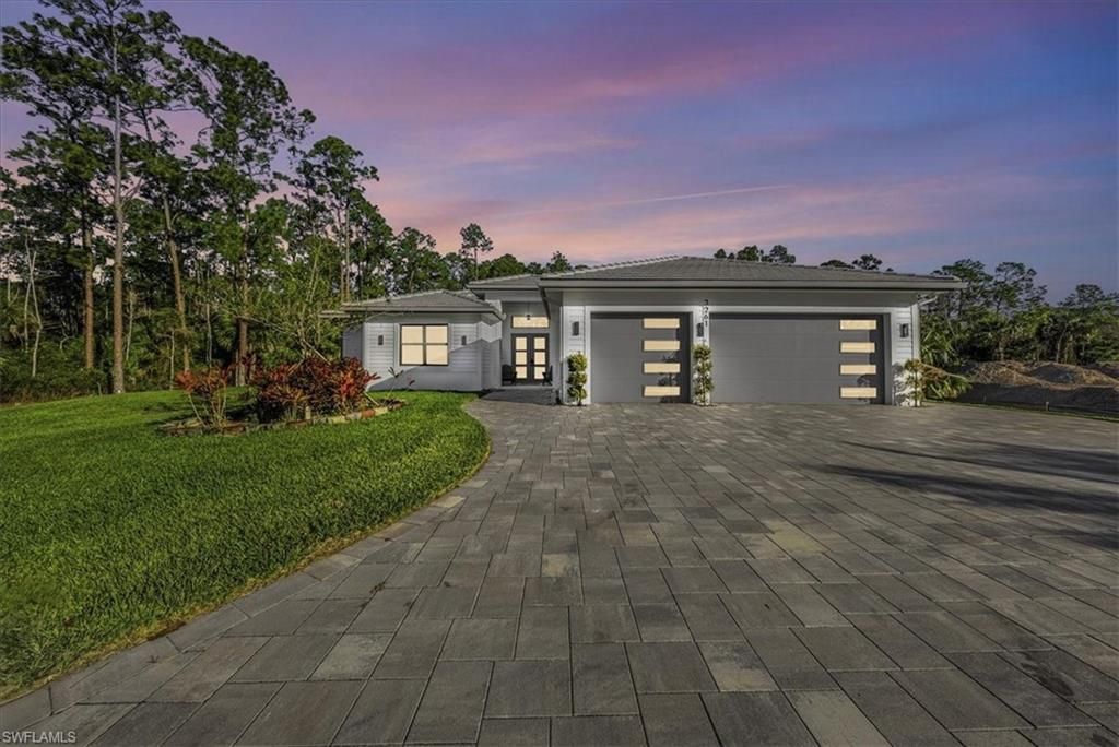 3261 15th AVE SW, Naples, FL 34117