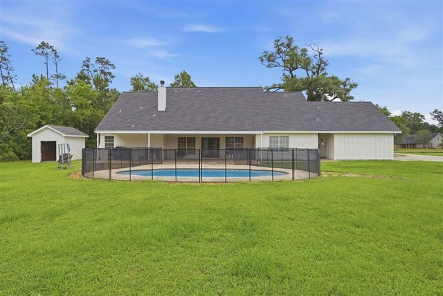 1886 Walker Road, Sulphur, LA 70665