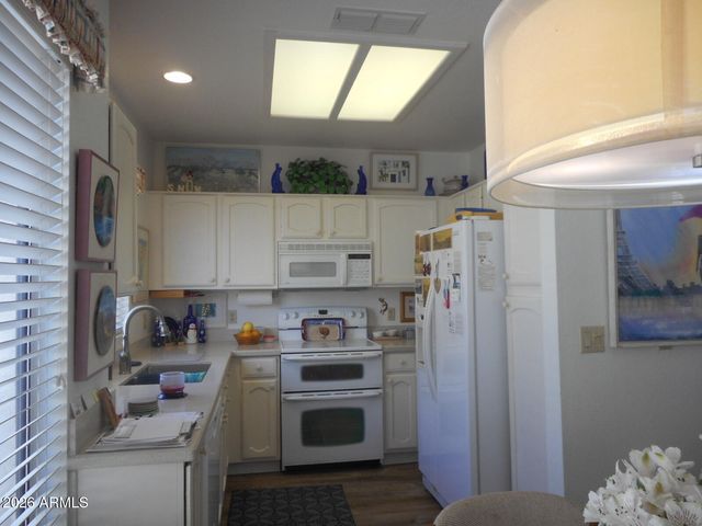 19400 N WESTBROOK Parkway 324, Peoria, AZ 85382