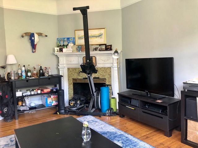 259 Beacon Street 32, Boston, MA 02116