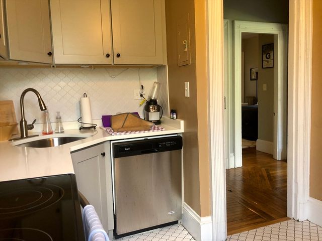 259 Beacon Street 32, Boston, MA 02116