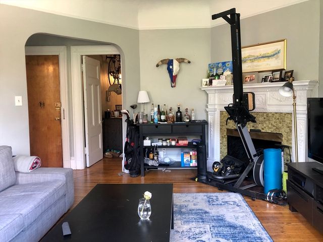 259 Beacon Street 32, Boston, MA 02116