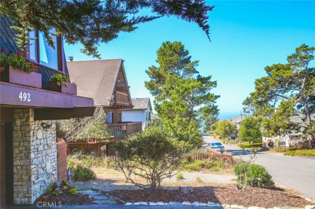 492 Dorset Street, Cambria, CA 93428
