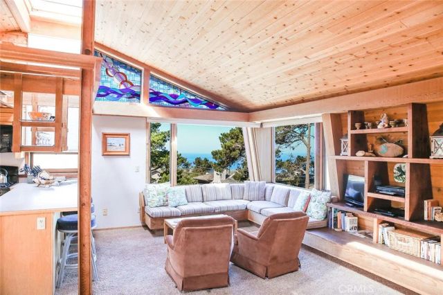 492 Dorset Street, Cambria, CA 93428