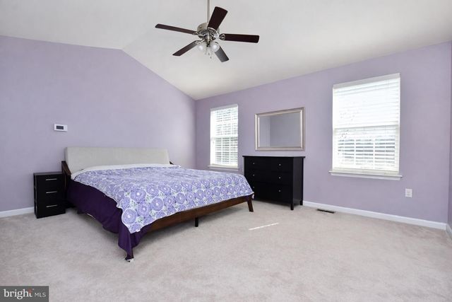 913 LONGWOOD AVE, Cherry Hill, NJ 08002