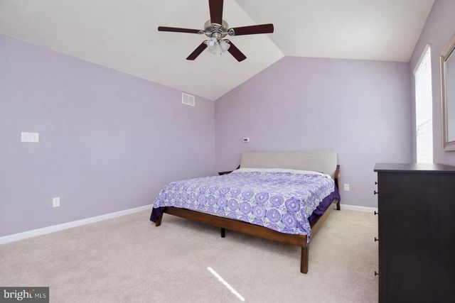 913 LONGWOOD AVE, Cherry Hill, NJ 08002
