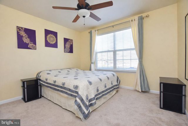 913 LONGWOOD AVE, Cherry Hill, NJ 08002