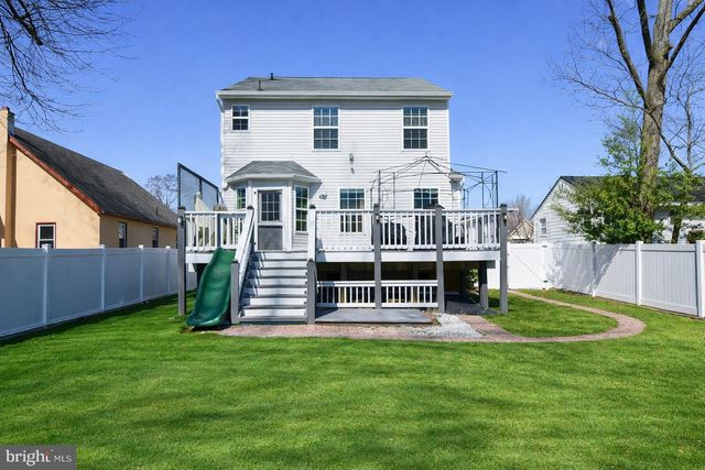 913 LONGWOOD AVE, Cherry Hill, NJ 08002