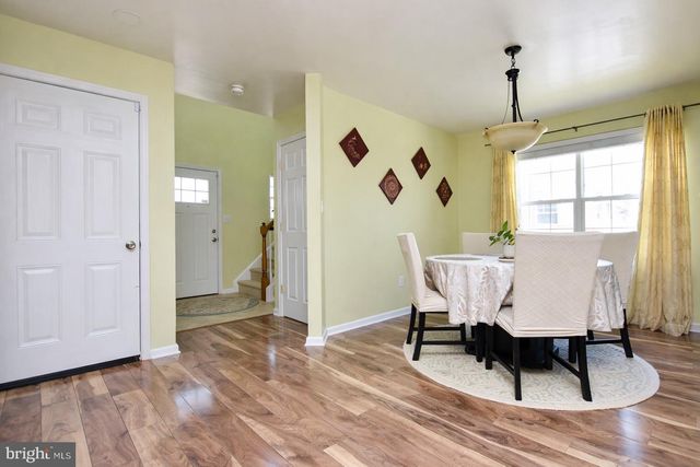 913 LONGWOOD AVE, Cherry Hill, NJ 08002