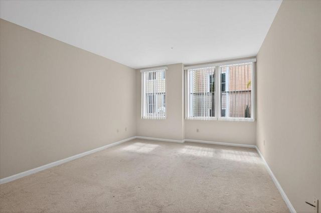 550 Ortega Avenue A203, Mountain View, CA 94040