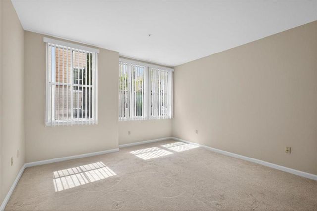 550 Ortega Avenue A203, Mountain View, CA 94040