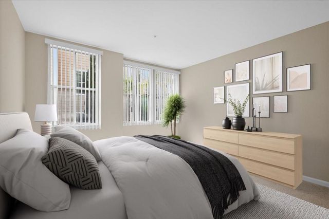 550 Ortega Avenue A203, Mountain View, CA 94040