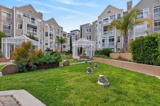 550 Ortega Avenue A203, Mountain View, CA 94040