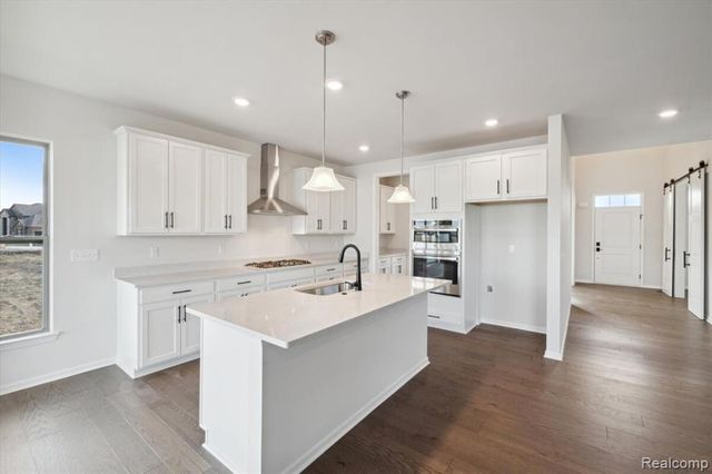 61836 Hevel Lane, Washington, MI 48094