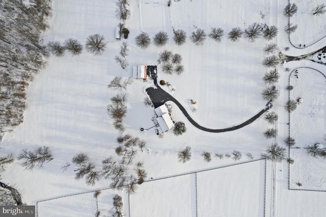 118 MIDDLE CREEK RD, Gilbertsville, PA 19525