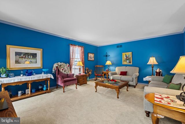 118 MIDDLE CREEK RD, Gilbertsville, PA 19525