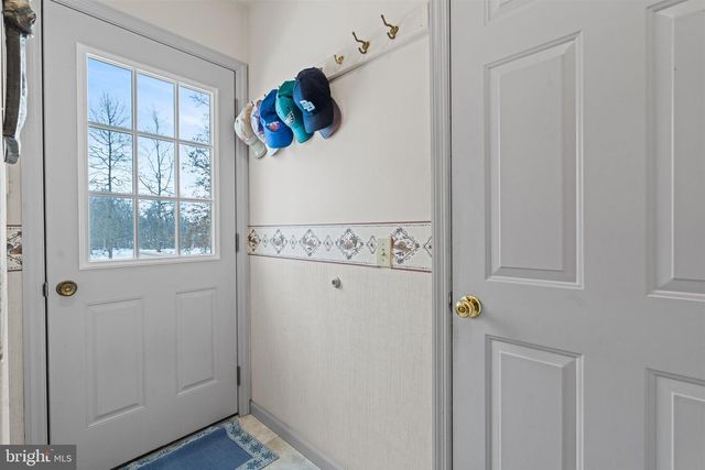 118 MIDDLE CREEK RD, Gilbertsville, PA 19525